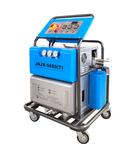 聚脲機器(圖1) 液壓聚脲機器JNJX-H5600(T)型